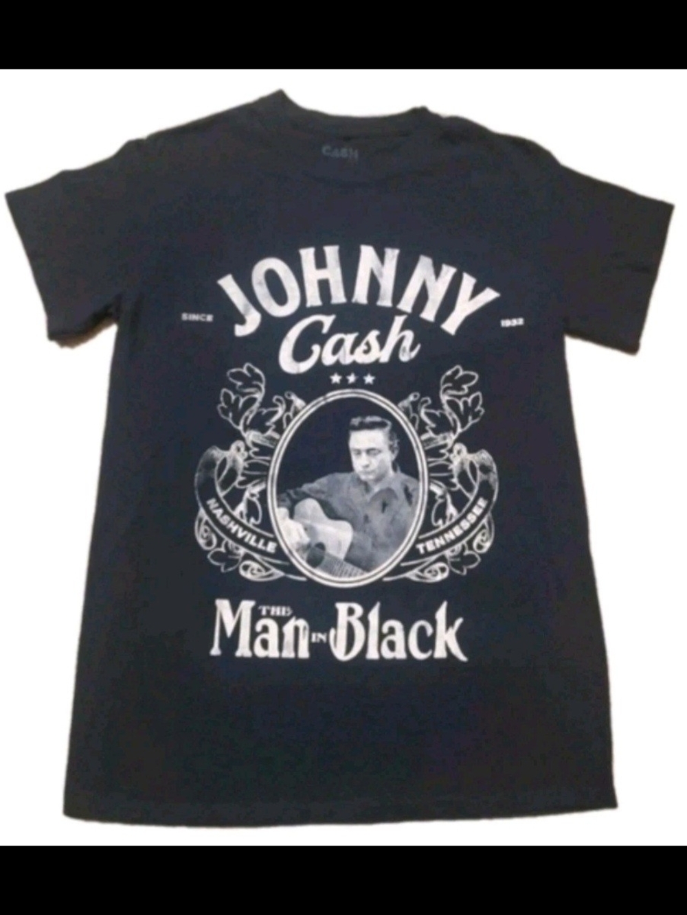Johnny Cash 'The Man in Black' Graphic Cotton Tshirt Womens Size Small NWOT